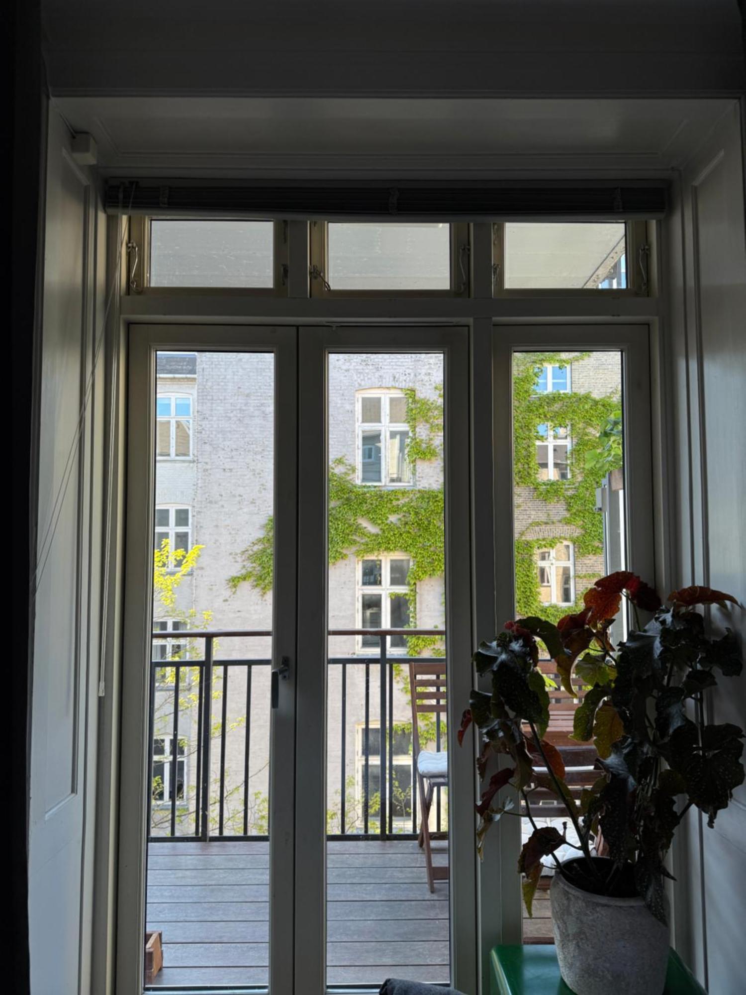 Indre Taet Ved Hovedbanegarden. Apartment Kopenhagen